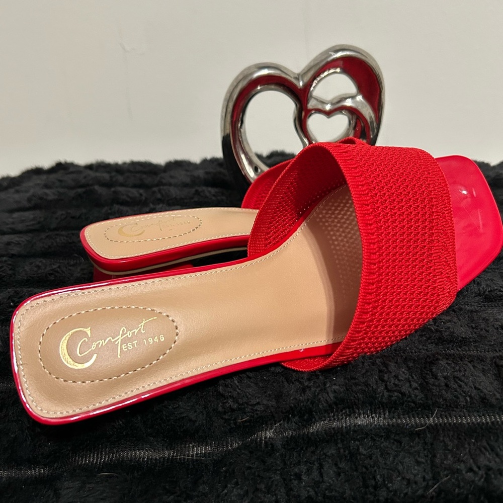 NEW C. EST. 1946 Chic Square Heel Women's Slide Shoes - Red, Size 11W